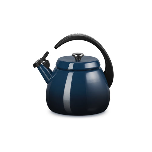 Le Creuset Pfeifender Wasserkocher 2,1L Cloche 'Nuit'