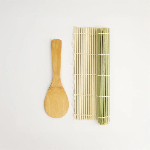 Sushi-Rollenmatte 24x24cm von Tokyo Design Studio mit Spatel