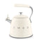 SMEG Wasserkocher mit Pfeifton 2,3 l „Creme“ WKF01CR